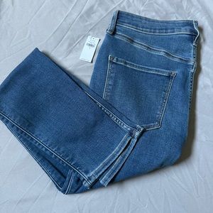 Old Navy extra high rise rockstar super skinny jeans